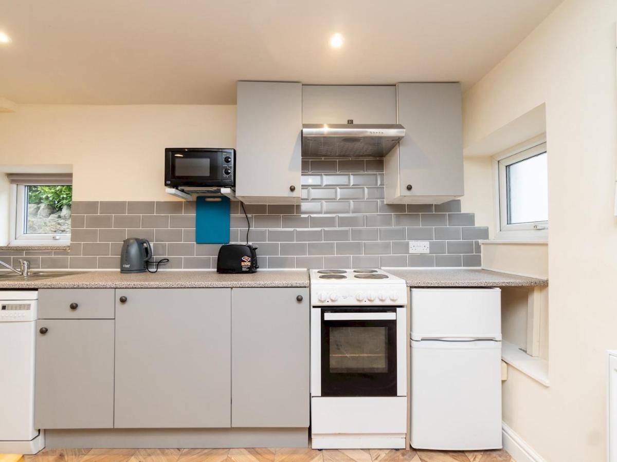 Pass The Keys Lovely 1 Bed Apartment With Free Parking Bath Exterior foto